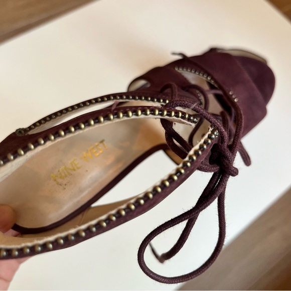 Purple heels! - Picture 4 of 4